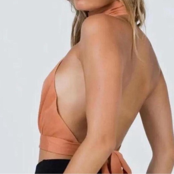 Princess Polly Halter Top - Picture 3 of 7